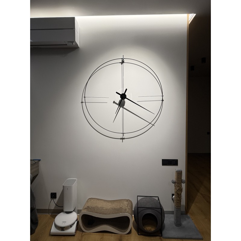 Настенные часы Bilbao L black/black slide 4