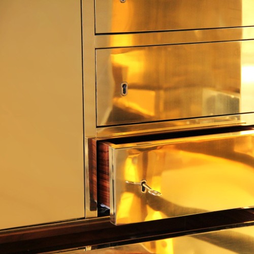 MILLIONAIRE GOLD LUXURY SAFE slide 5