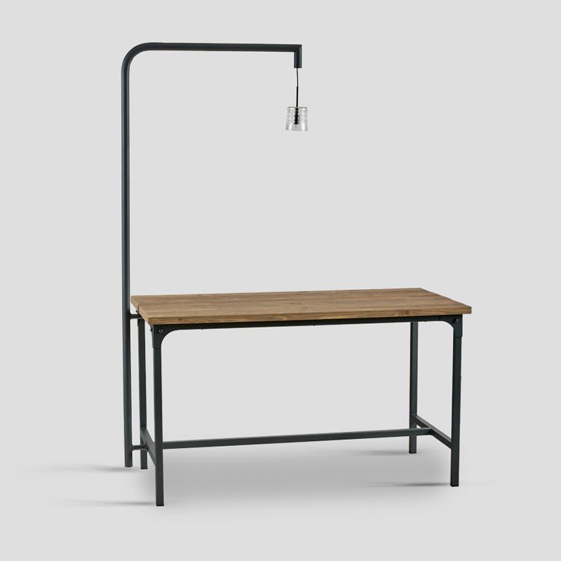 Стіл із утримувачем для лампи H. 78 CM DB006698