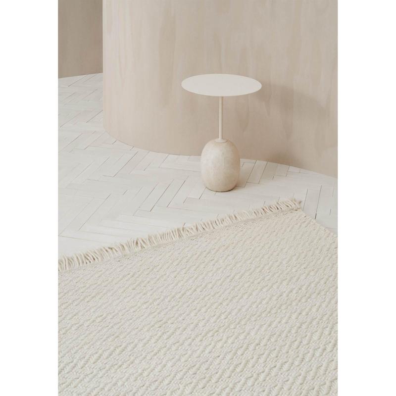 Idun white